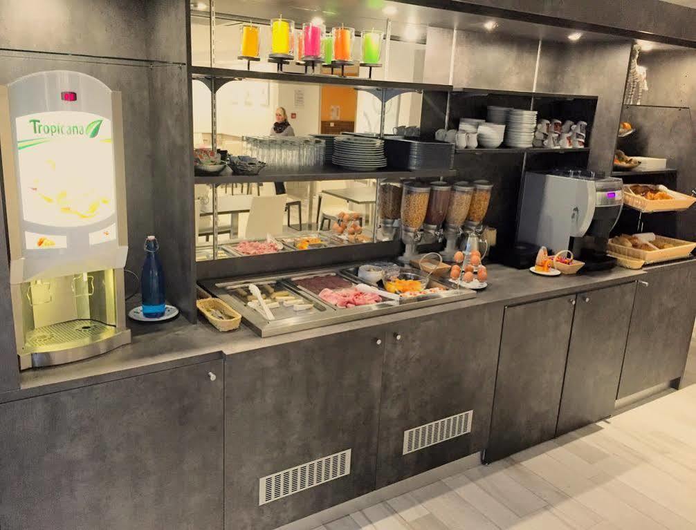 Hotel Restaurant L'Evidence Neufchâteau Екстериор снимка
